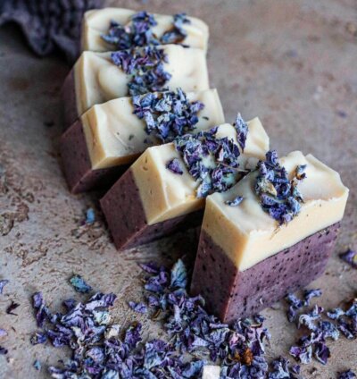 Savon Lait de chèvre, Odeur Muffin myrtille & Huile essentielle de Lavande